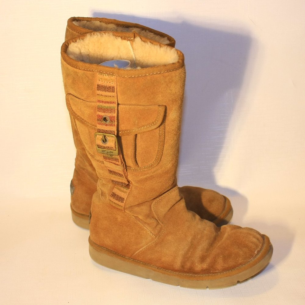 Beautiful UGG Cargo Pocket Size 9 Suede Tall 5479